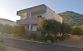 Apartments Lota