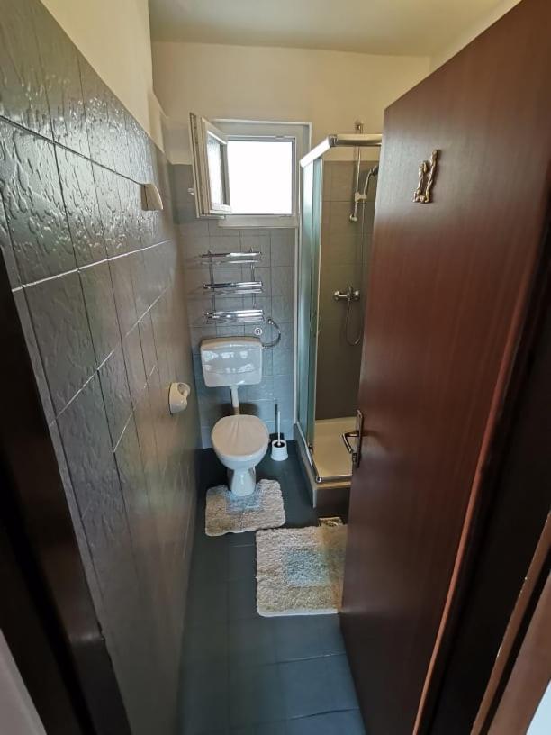 Apartments Lota Starigrad Paklenica Exteriér fotografie