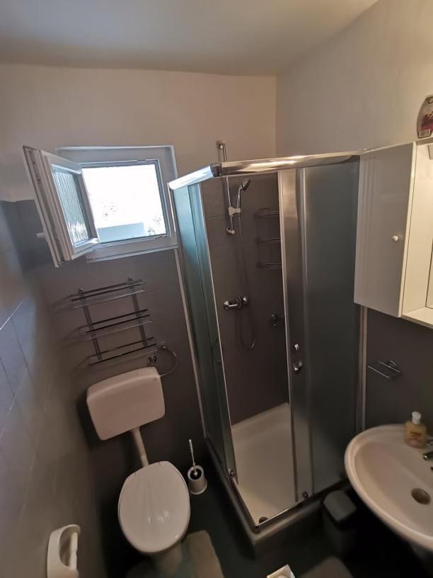 Apartments Lota Starigrad Paklenica Exteriér fotografie