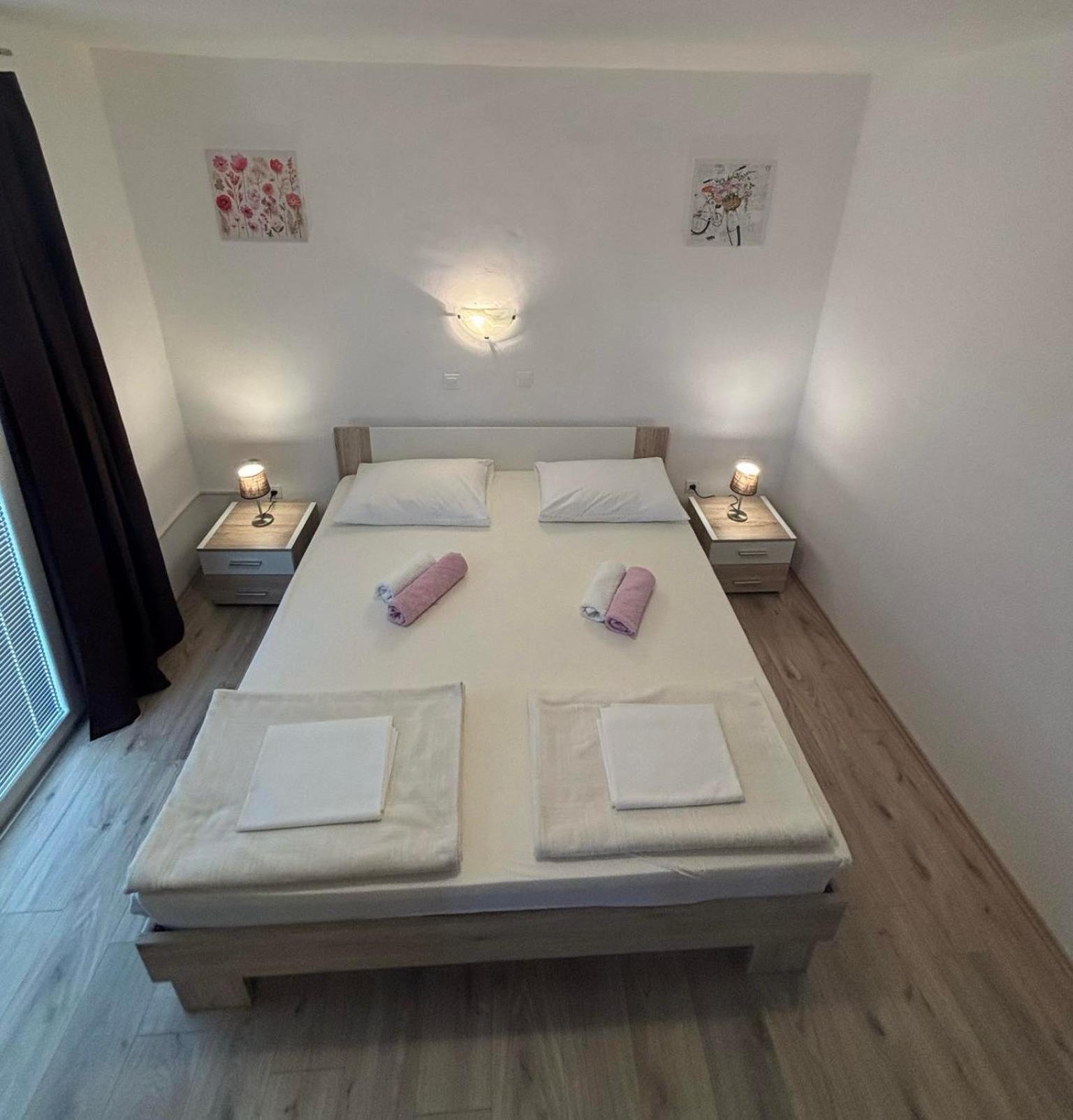 Apartments Lota Starigrad Paklenica Exteriér fotografie
