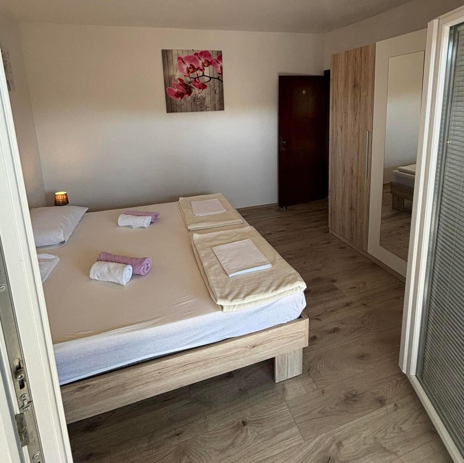 Apartments Lota Starigrad Paklenica Exteriér fotografie